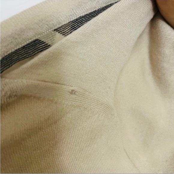 Beautiful BURBERRY CARDIGAN - XS Wool & Cashmere - Picture 6 of 6